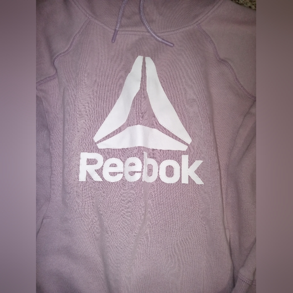 Women's Reebok sweatshirt - Picture 2 of 6